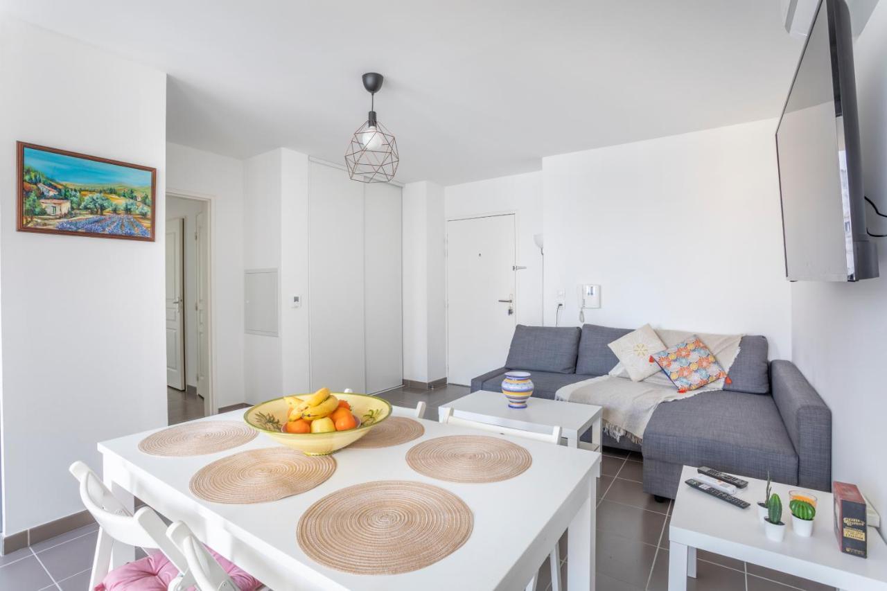 New Joliette Comfortable Apartment Well Located With Private Parking Marseille Eksteriør billede